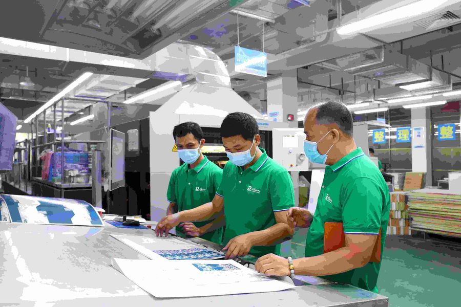 Dongguan Dekun Printing Co., Ltd. manufacturer production line