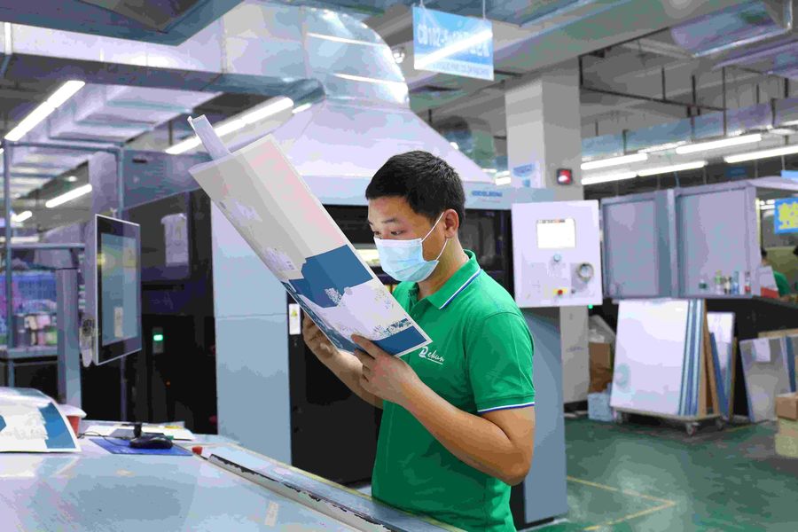 Dongguan Dekun Printing Co., Ltd. manufacturer production line