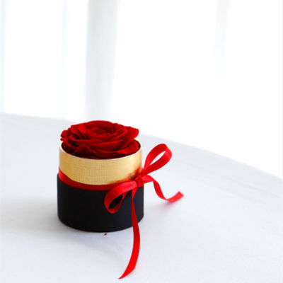 Customized end Cylinder Gift Box Packaging for Preserved Rose Flower Arrangements