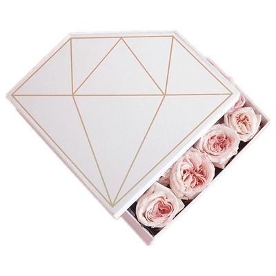 Recyclable Paper Everlasting Rose Gift Box Packaging Pentagon Gold Black